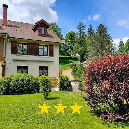Gite 829 Montagnes Du Jura Avec Spa Et Sauna Classe 3 Etoiles Foncine-le-Haut Exterior foto